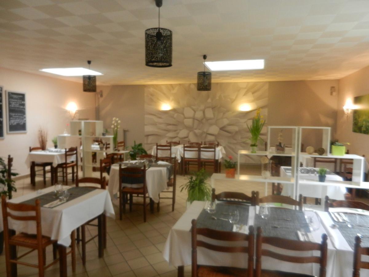 L'Arvor Hotel Guer Luaran gambar