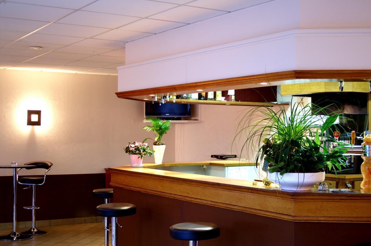 L'Arvor Hotel Guer Luaran gambar