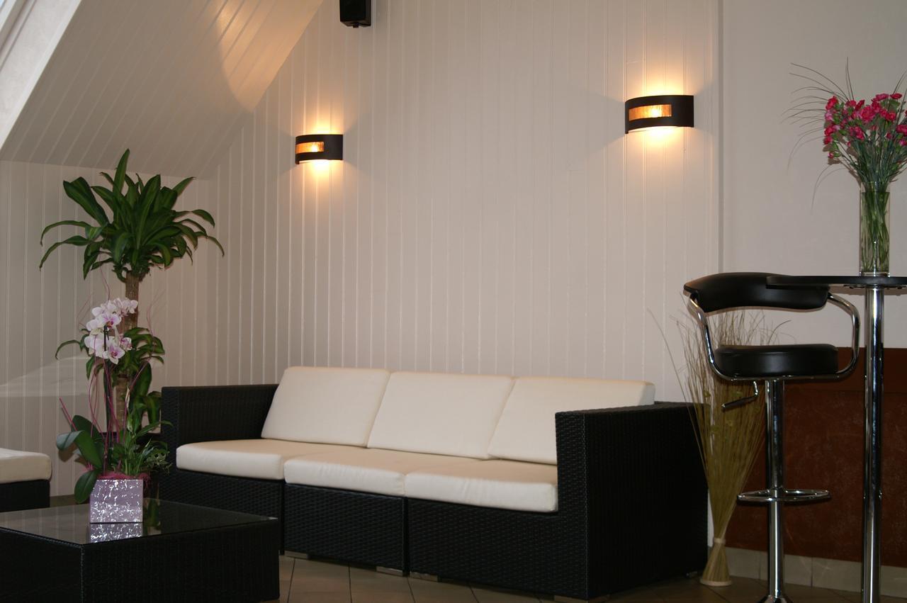L'Arvor Hotel Guer Luaran gambar